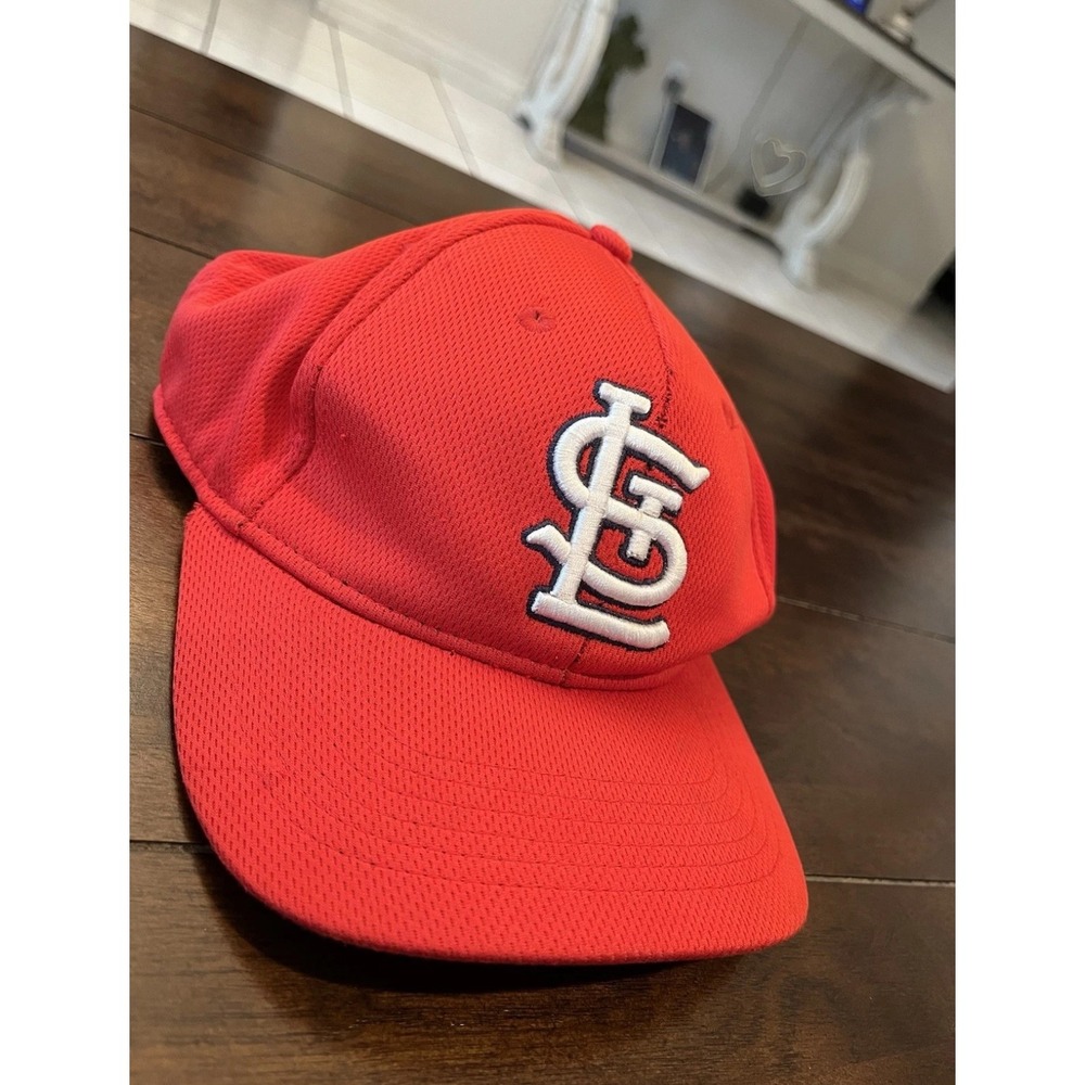 St Louis‎ Cardinals MLB Baseball Hat OC Sports Red Mesh Adjustable Youth Cap
